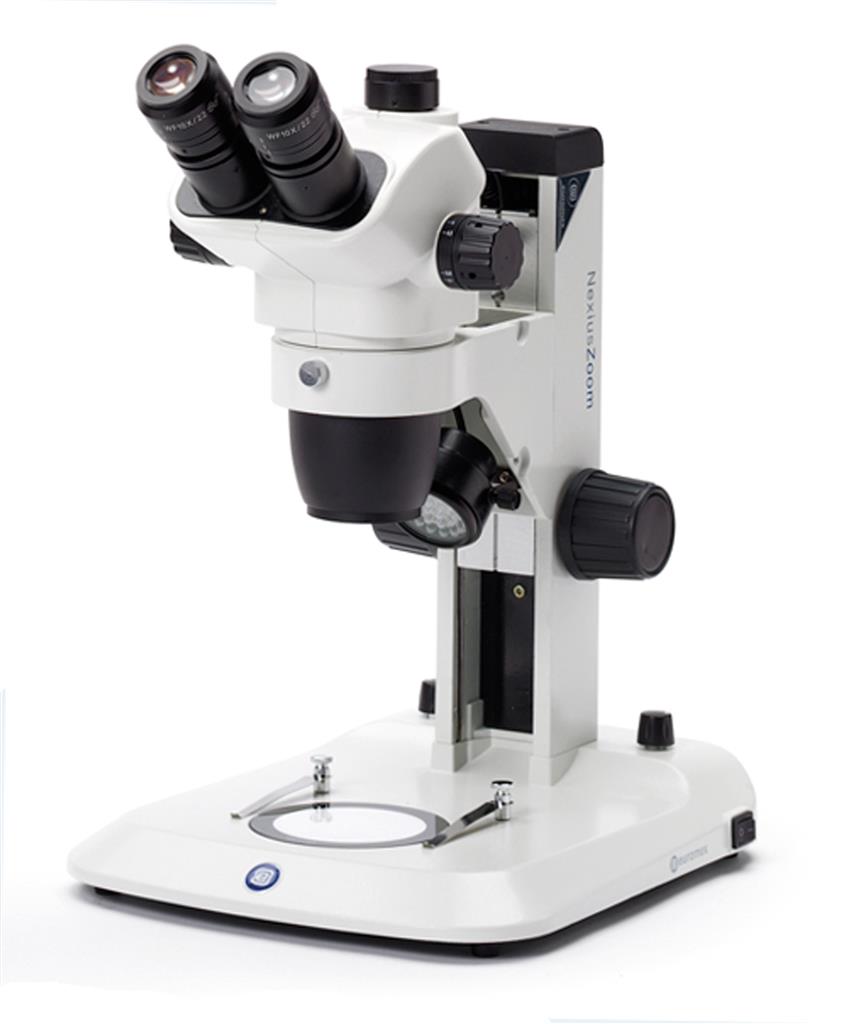 Stereomikroskop NexiusZoom Zahnstangen-Stativ, Trinokular